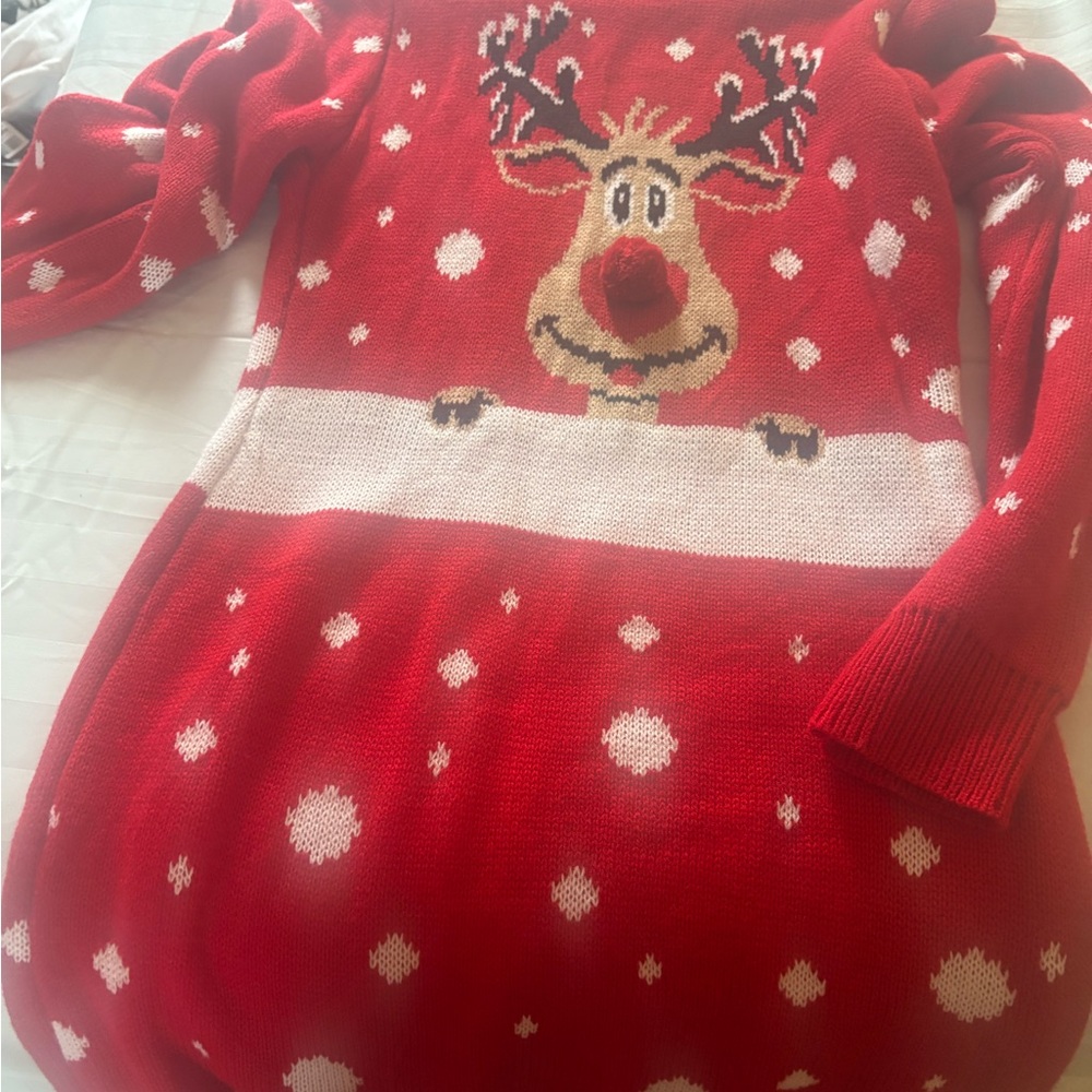 Red Reindeer Women's Sweater